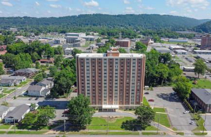 Cozy 1 bedroom Apartment in Downtown Gadsden, AL - Photo 12