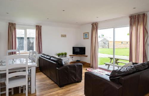 Gull Lodge - Photo 6