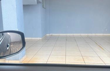 Apartamento aconchegante próximo shopping catuai,uem,vivaro,lebloc - Foto 3