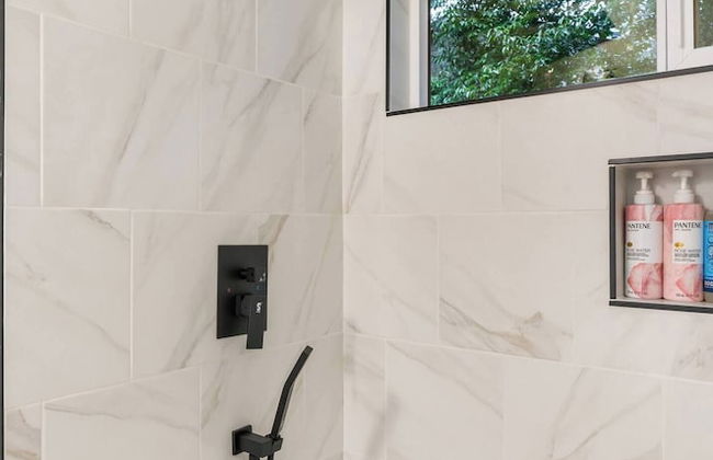 Comfortable Kirkland Home for Family & Remote Work - Photo 15