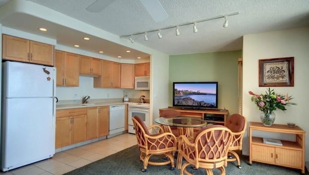 Kihei Beach, #405 1 Bedroom Condo by RedAwning - Foto 5, Cocina privada