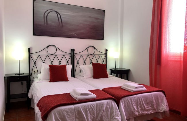 Apartamentos Los Verodes - Photo 23