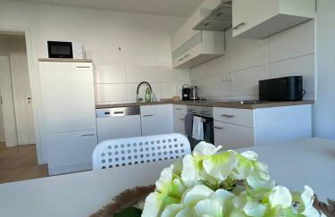 Kernsaniertes Monteurhaus mit 2 Apartments in Wirges - Foto 5