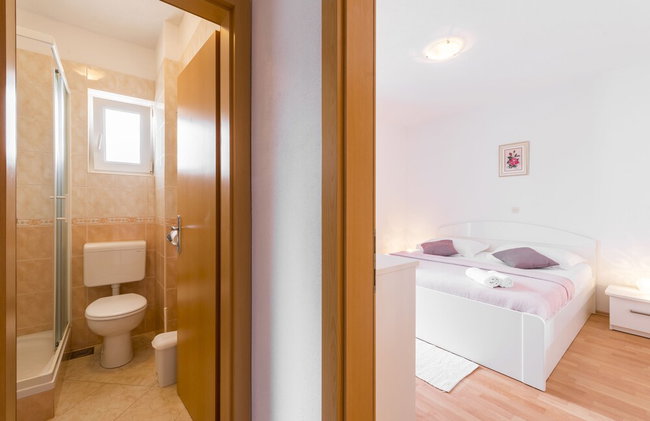 Apartmani Nikolina - Photo 54