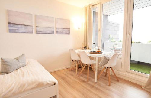 Gemütliches und helles Studio Apartment mit Balkon, Badewanne, WLAN, Parkplatz - Foto 1