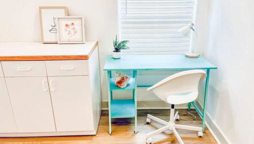 Modern retreat w/ stunning views & hot tub - Photo 5