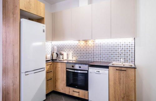 New and Modern Apartment with Comfy Beds - Photo 7