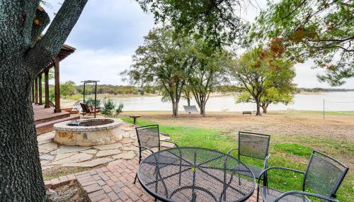 Lake Gem: Private Dock & Large Patio in Lewisville - Foto 2