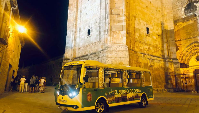 Minibus di El Burgo de Osma