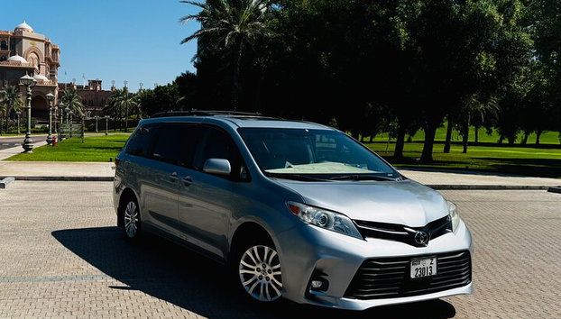 Traslado privado desde/hacia Dubai y el aeropuerto o la ciudad de Sharjah - Foto 4