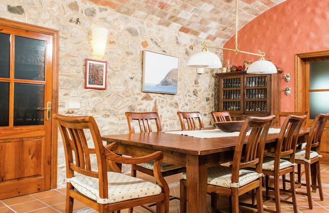 Large Farmhouse with Private Pool & Large Garden near Beach - Foto 26