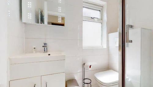1 Bedroom, Near Alexandra Palace - London - Kings Cross - New Southgate Suite 1 - Foto 5, towels, Shower