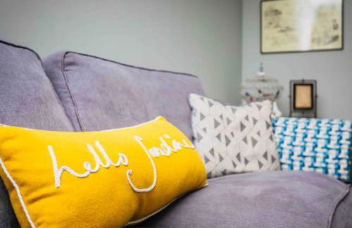 Lilliput Hideaway 5 mins from Sandbanks Beach - Photo 5