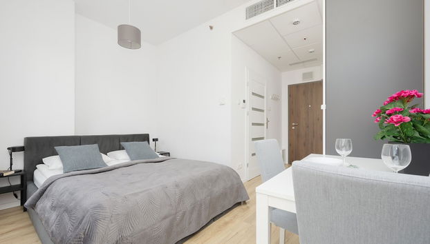 Studio With Balcony Wola by Renters - Foto 2, Habitación