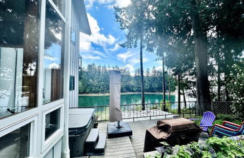 Waterfront Escape - Dock, Hot Tub, Theater - Foto 39