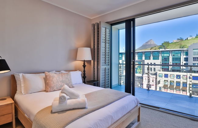 Rockwell Apartments by CTHA - Photo 12