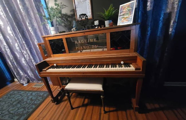 Remodeled and Inviting Free EV Charging Station Level 2 - Photo 33