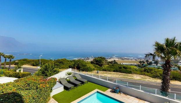 Secure Camps Bay Apartment With Pool Views 17 Nautica - Foto 2, Habitación