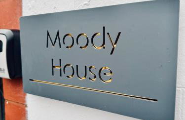 Moody House - Foto 12