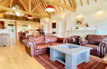 House on the Brooks Self catering Holiday let South Downs West Sussex Sleeps 14 - Foto 6