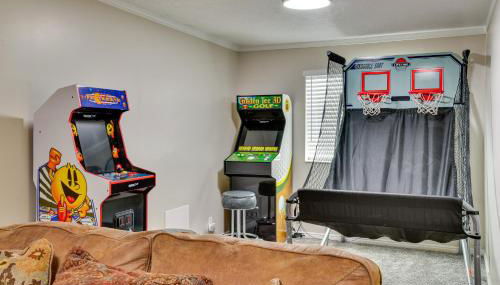 Family-Friendly Clearfield Home with Hot Tub! - Foto 3