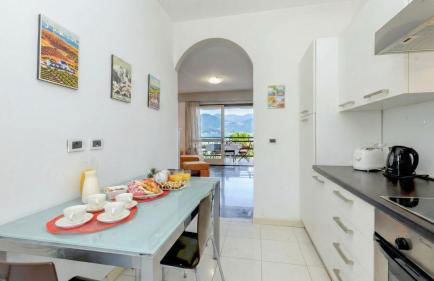 CIAO LAGO Family Apartment DesenzanoLoft Official Partner Homes & Villas by Marriott Bonvoy - Foto 9