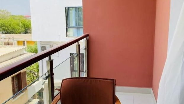 JANOHOUSE Appart-Hôtel - Foto 5, Terraza o patio