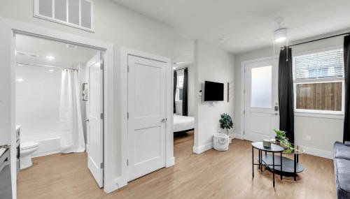 RG 1-2 DT Dallas l FIFA WORLD CUP READY l 5 Min from Love Field - Foto 4