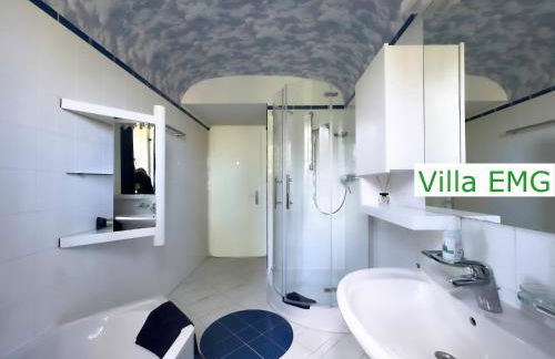 Luxury Villa EMG Steinfurt - Historische Villa mit Sauna, SPA, Garten & großem Essbereich für bis zu 22 Personen - Foto 54