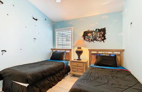 Pool home near Disney w themed rooms - Foto 57