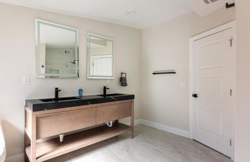 Spacious 5 BR Brand New House LAX - Foto 2