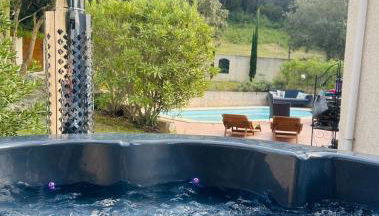 Carcassonne Lake & Beach, Pool villa - Foto 4