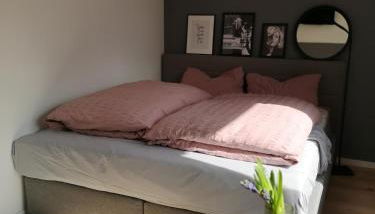 Haus zur lachenden Lieselotte I 5 Minuten zu Fuß zum kostenlosen Naturbad I Messenähe I Waldnähe - Foto 3