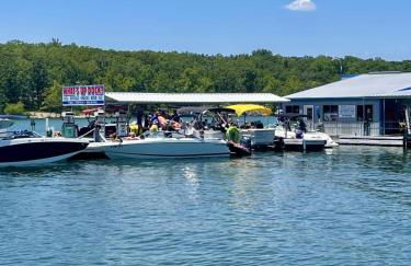 Splash and Stay at Kimberling Crossing - Foto 51