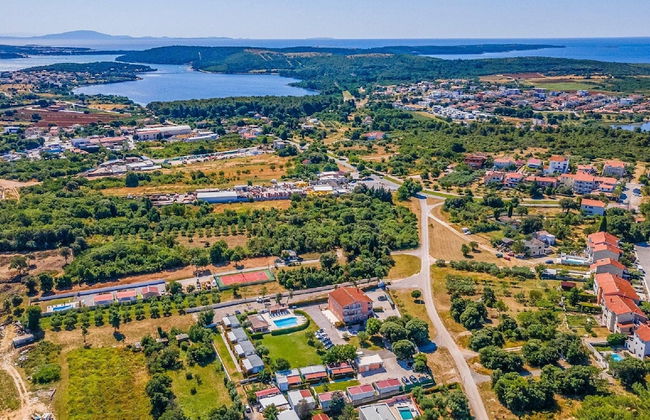 Alluring Apartment in Banjole near Beach & Island - Foto 28