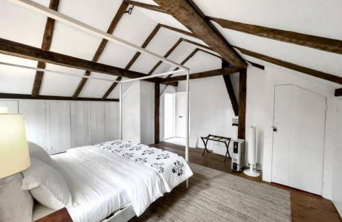 Historic Estate - 5 min to Mohawk Mt Ski Resort - Foto 9