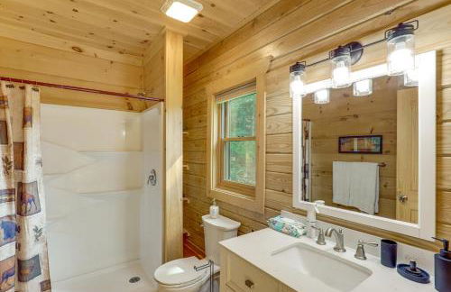 Explore Linville Falls Cabin with Game Room and Deck! - Foto 12