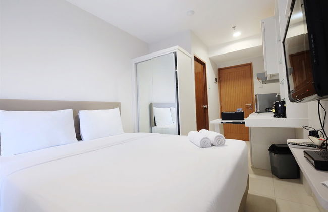 Budget Studio Apartment at Cinere Bellevue Suites - Photo 1