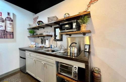 Haven at Hazel ~ Downtown Studio - Foto 7