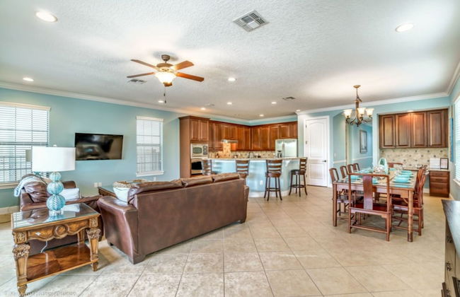 Ultimate 5 Bed 5 Ba Villa with Game Room, Pool & Spa - Ihr4021 - Foto 21