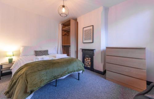 4 bedroom 2 bath beautiful Victorian house - Foto 13