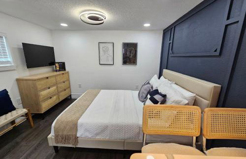 The Hideaway DT Orlando Tiny Home w Free Parking - Foto 46