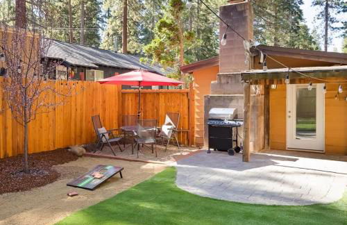 The Brook Ave Bungalow - Photo 1