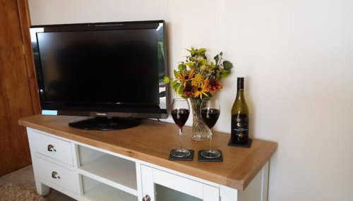 Rural getaway with a view - Old Spout Barn - Foto 4