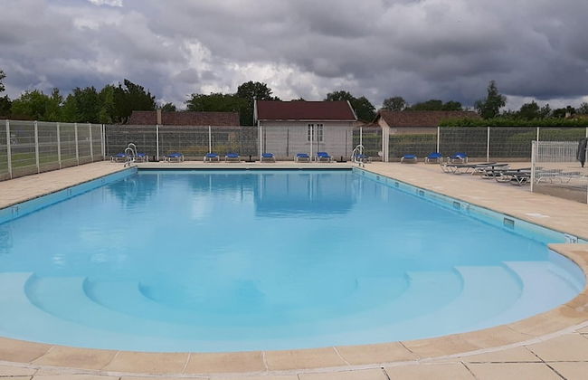 Villa in Les Forges With Golf & Pool - Foto 16