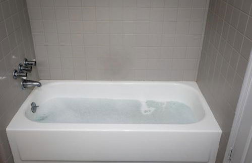 4Bedroom 3Bath Home Near Fort Jackson - Foto 17