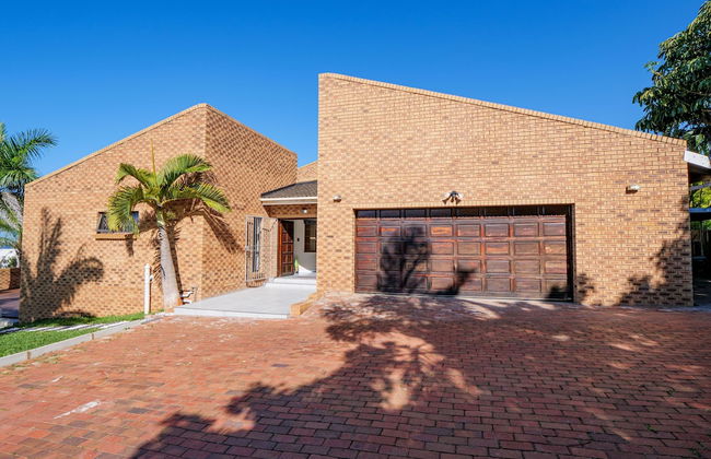 One on Chelsea - Photo 45