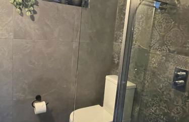 The Hideaway - Free Street Parking - Foto 3