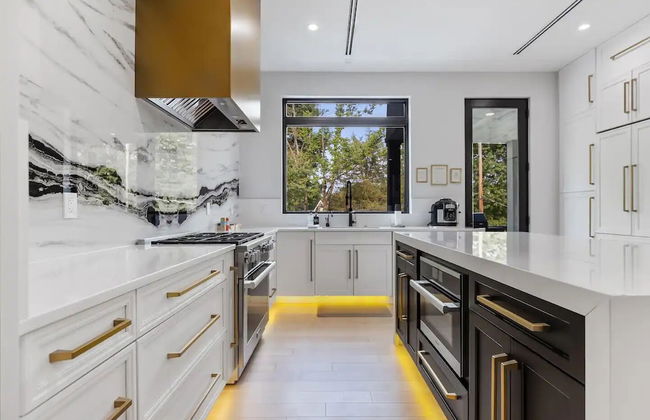 Luxury Clarendon 4-BR Homestay - McVeigh - Foto 26