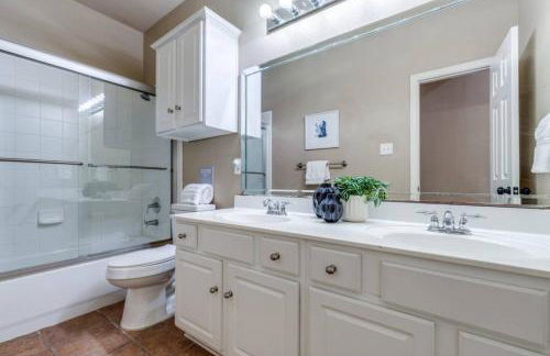 Rockwall Urban Oasis-Pool/Spa/Games/Park/Lakeside - Foto 41